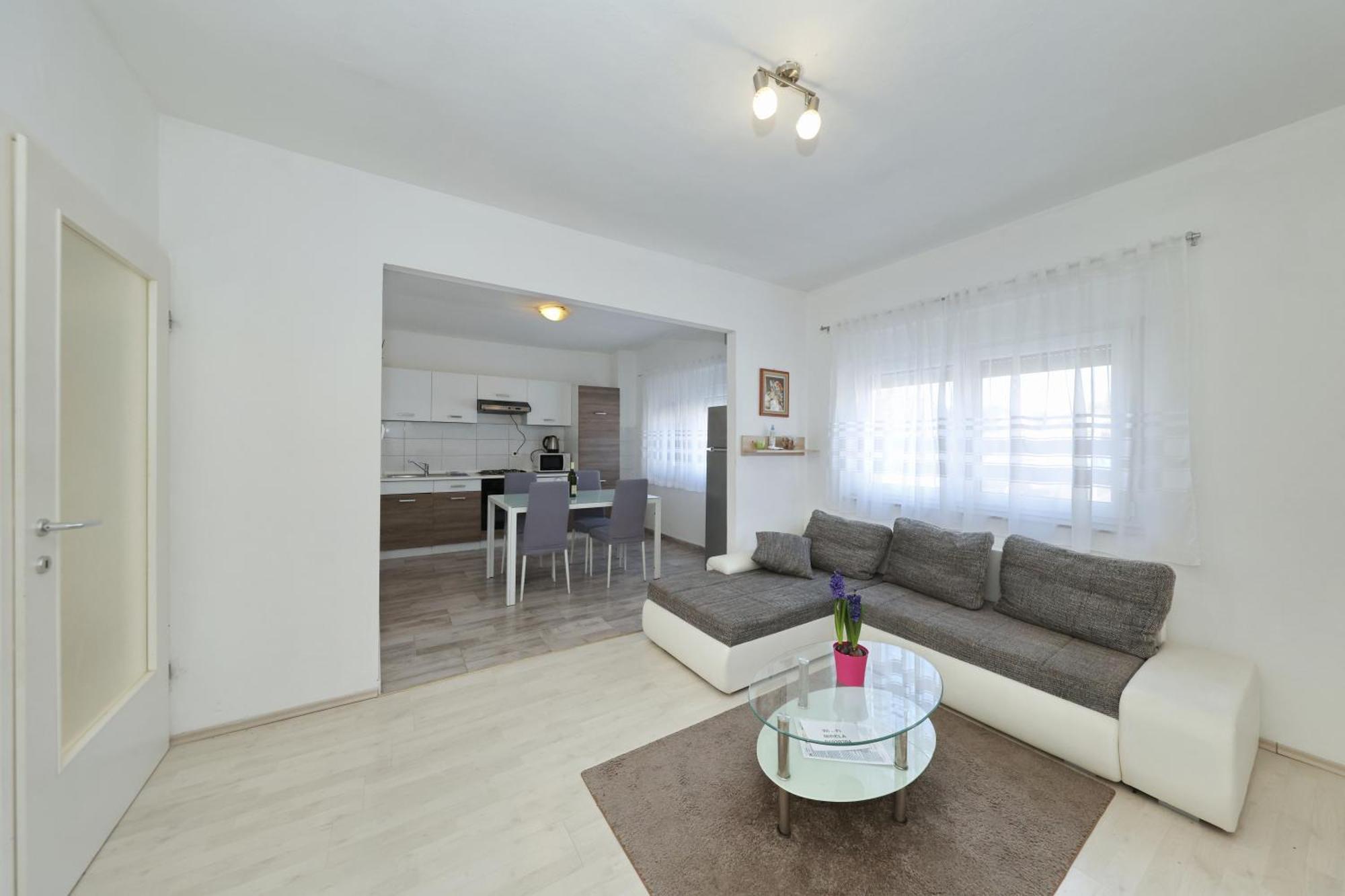 Apartment Mirela ザダル エクステリア 写真